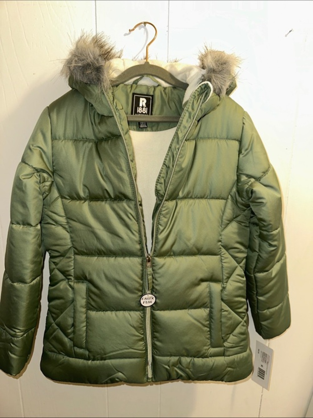 Rothschild Olive Green Puffer Jacket with Faux Fur Trim